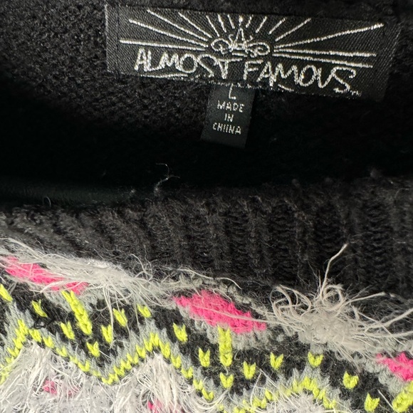 Beautiful Almost Famous Sweater with soft fuzzy fur that makes it eclectic! - Picture 4 of 5